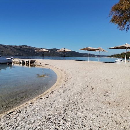 Villa Barbara & Zoran With Heated Swimming Pool سيغيت فغانييتْسا المظهر الخارجي الصورة
